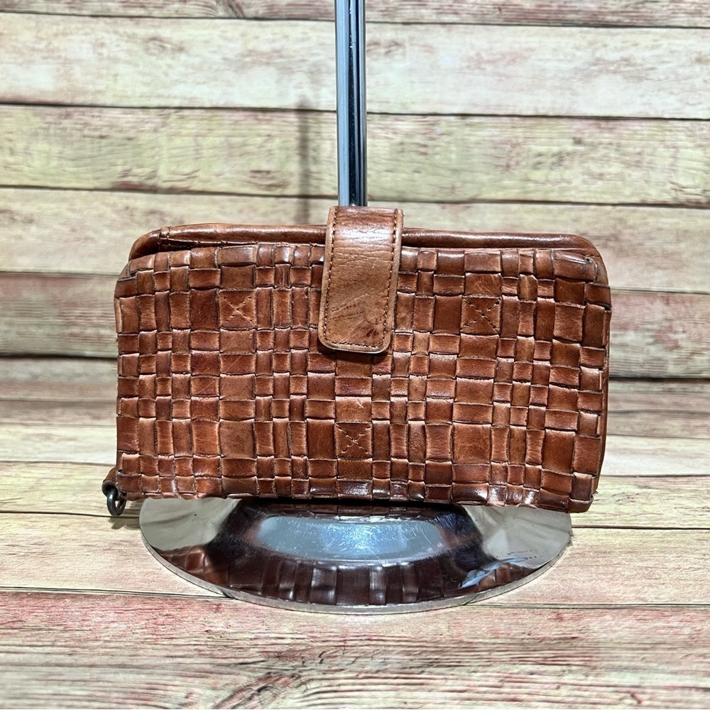 Vilenca Brown Woven Leather Wallet